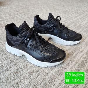 KENZO Sonic Low Cut Sneakers Black (PF952SN350F74) size 38 or 7 US